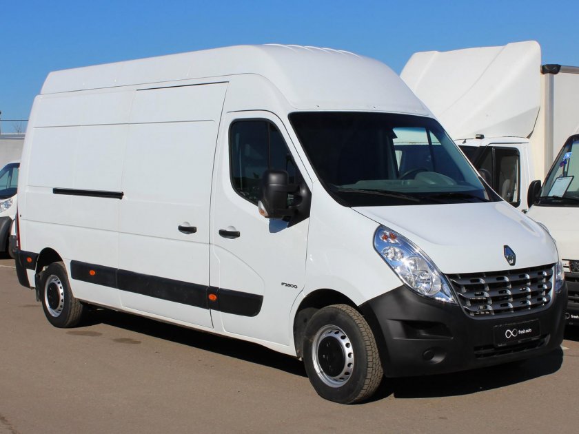технические характеристики обзор на цельнометаллический фургон Renault Master